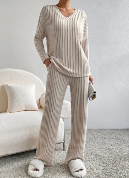 Casual 2-Piece Loungewear Set - Nara's Shop