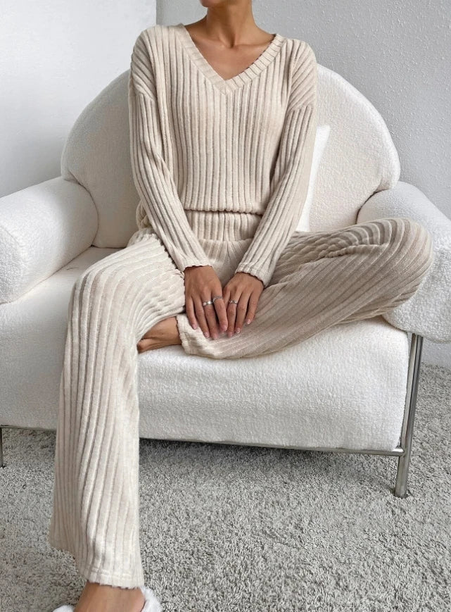 Casual 2-Piece Loungewear Set - Nara's Shop