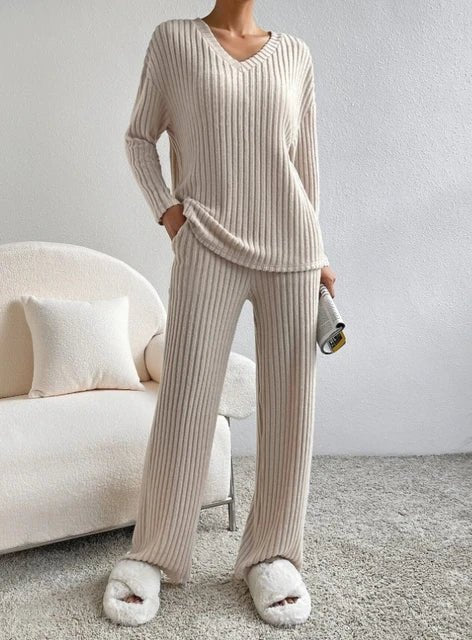 Casual 2-Piece Loungewear Set - Nara's Shop
