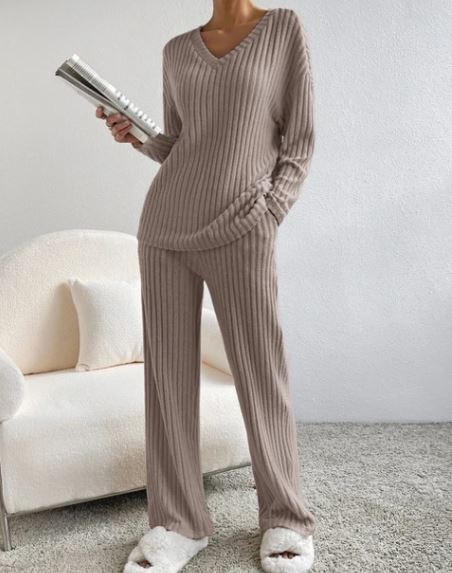Casual 2-Piece Loungewear Set - Nara's Shop