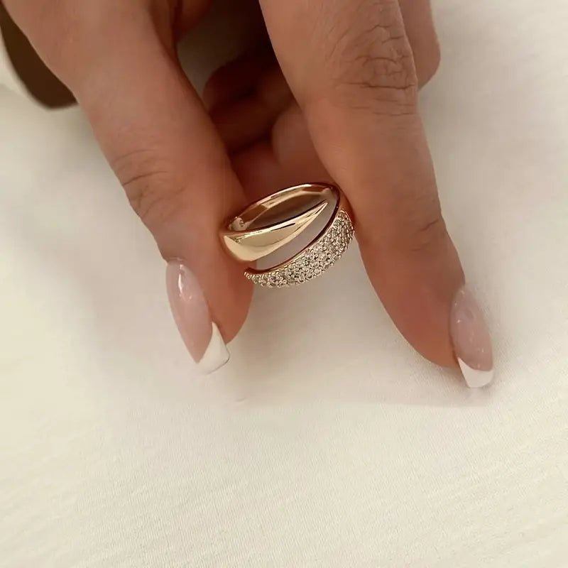 Elegant Adjustable Sparkle Ring - Nara's Shop