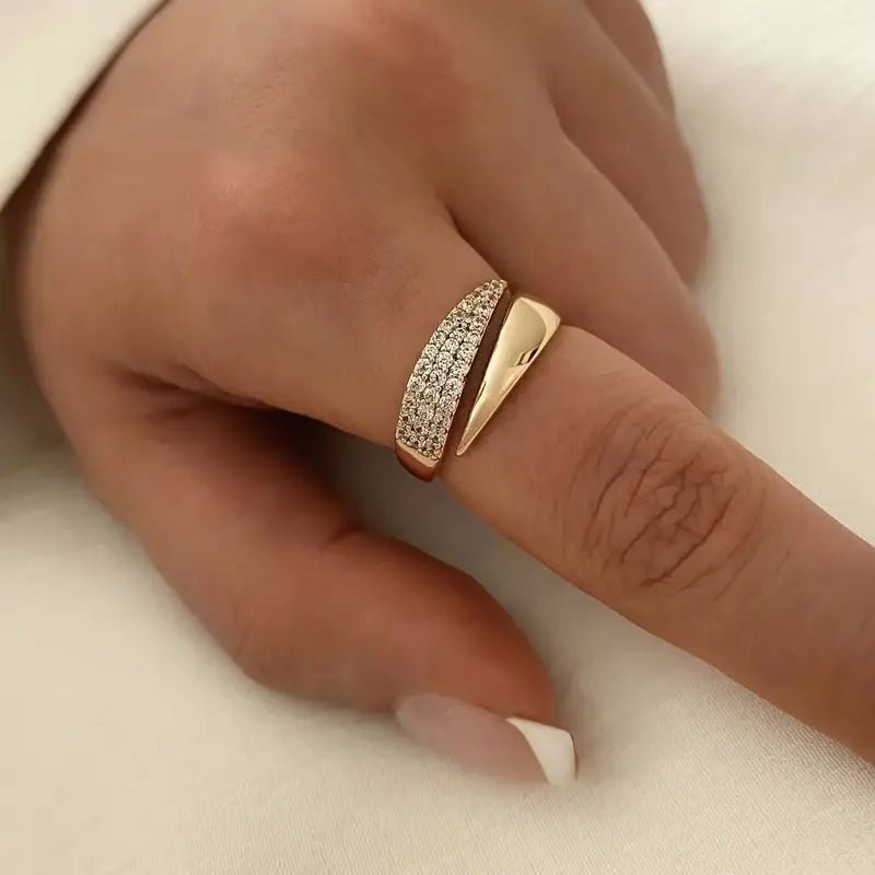 Elegant Adjustable Sparkle Ring - Nara's Shop