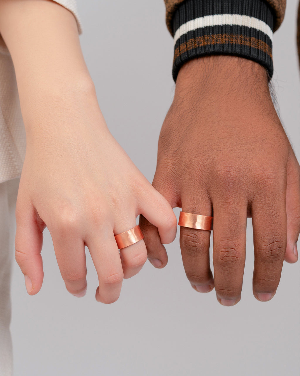 Pure Copper Rings – Hammered (10mm) - Nara's Shop